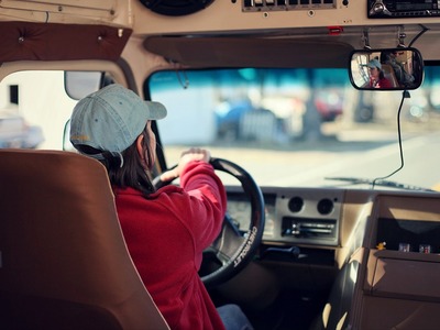 Medium vozacica autobusa pixabay 1