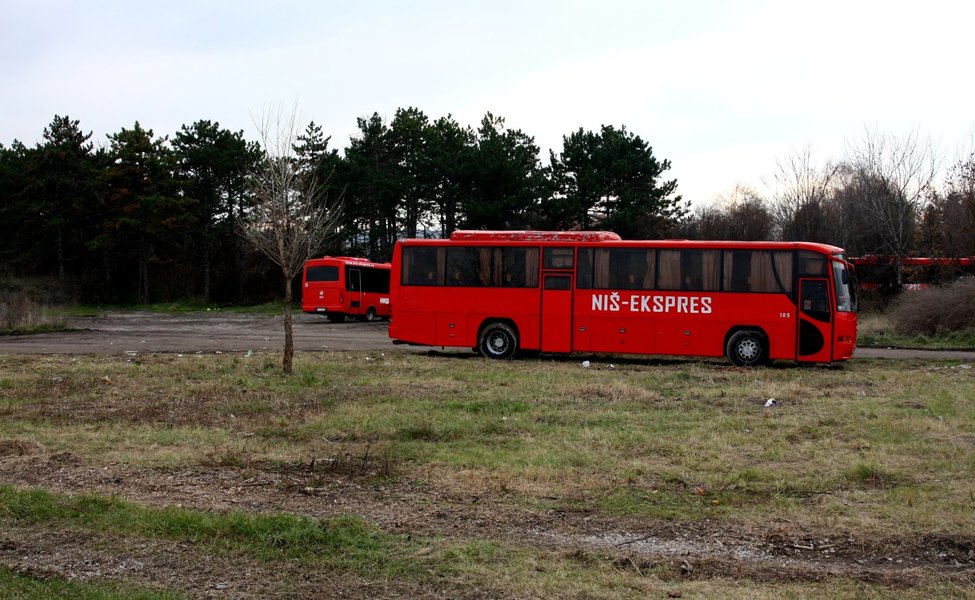 Large ni  autobus