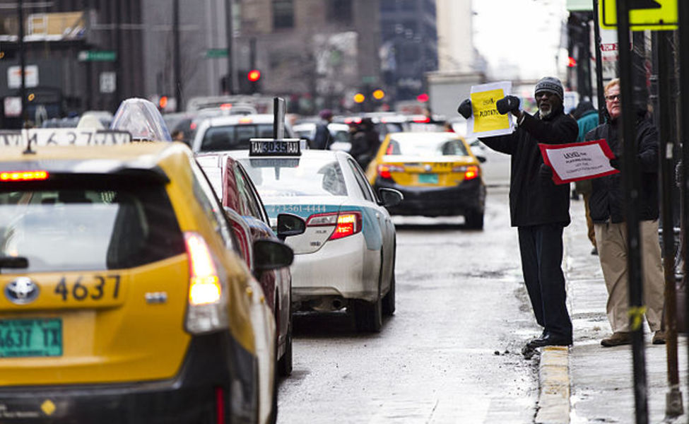 Large ubertaxiprotestchicago